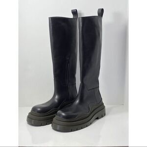 Bottega Veneta Tire rubber-trimmed leather zip knee boots size 40
